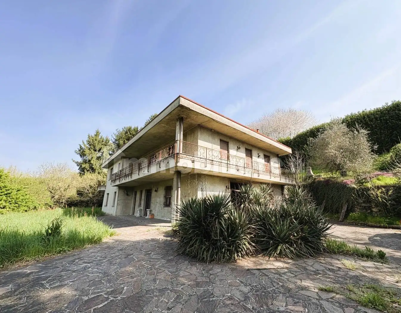 Villa in vendita a Montorfano