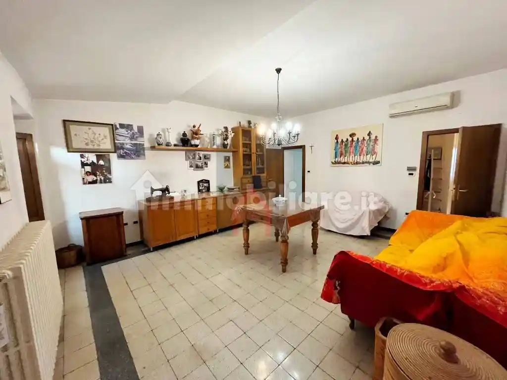 Trilocale buono stato, secondo piano, Centro, Castrocaro Terme e Terra del Sole - foto 4