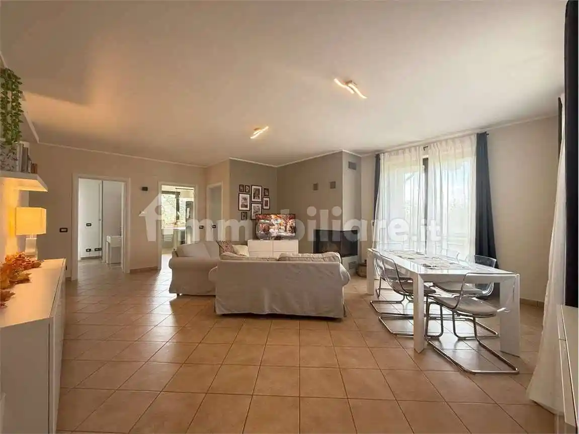 Villa unifamiliare via Bernardo Chiara, 68, Vauda Canavese - foto 5