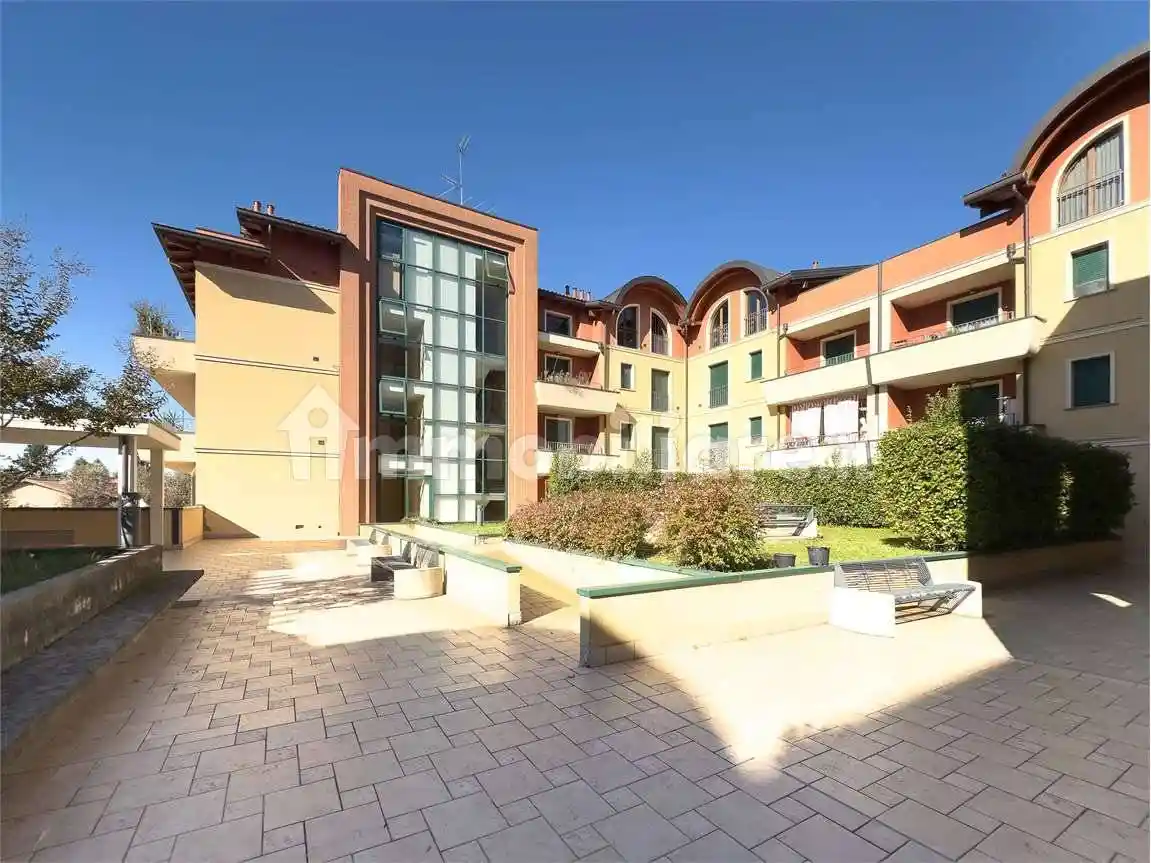 Appartamento in vendita a Somma Lombardo