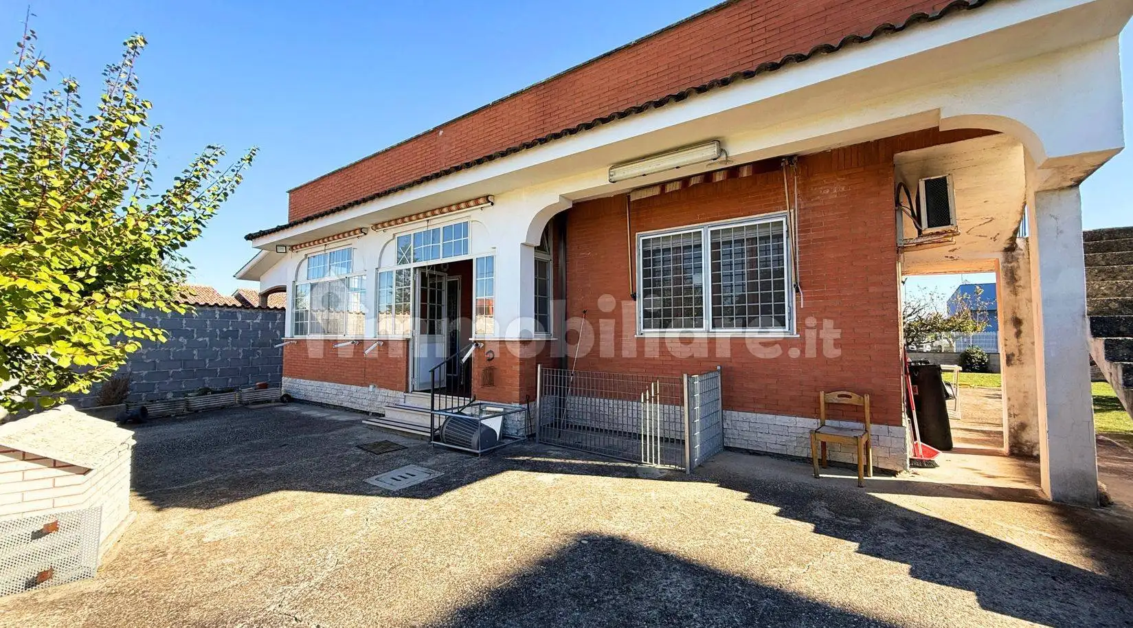 Villa unifamiliare via Gubbio, Nuova Florida, Ardea - foto 2