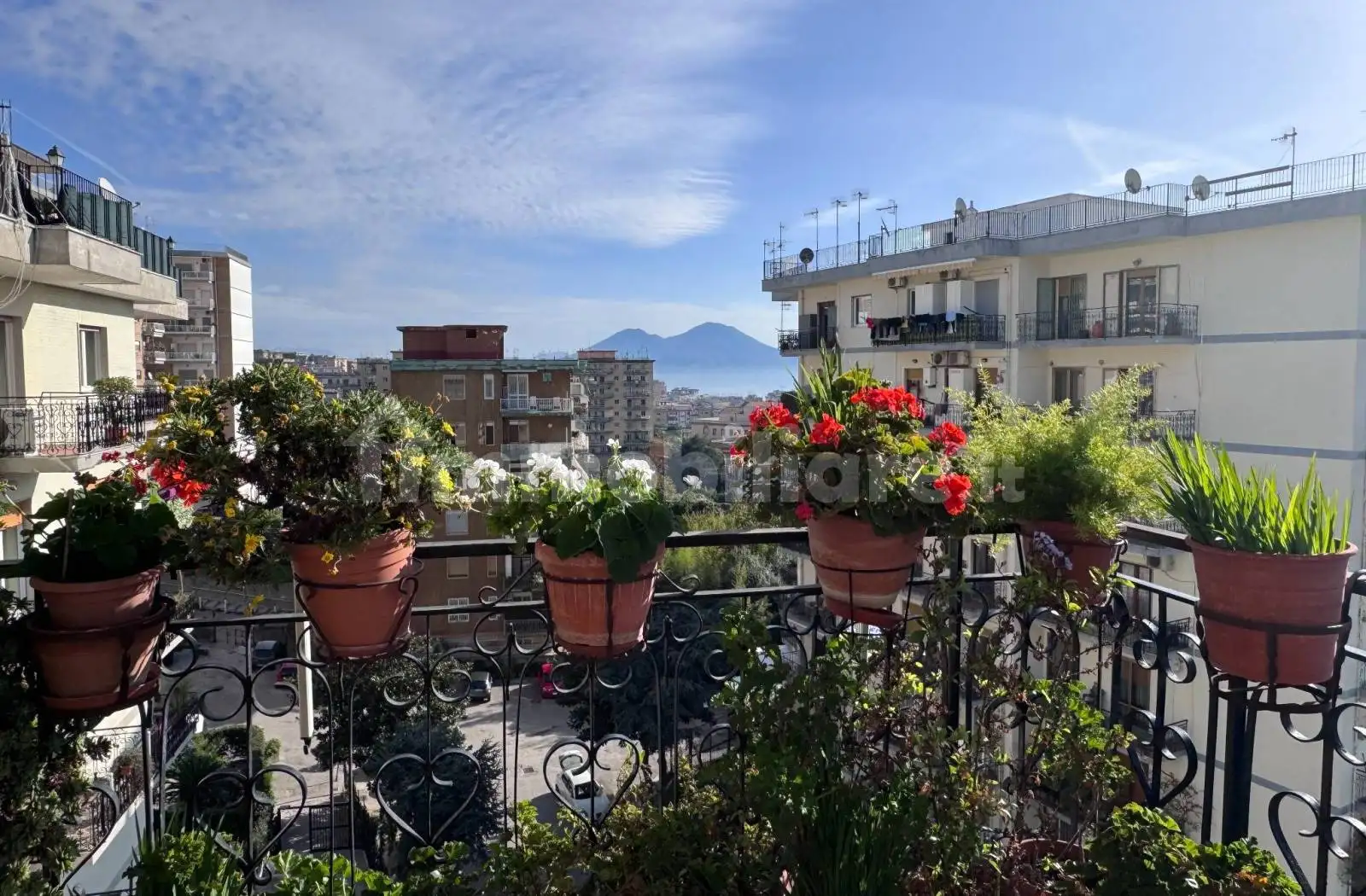 Appartamento in vendita a Napoli