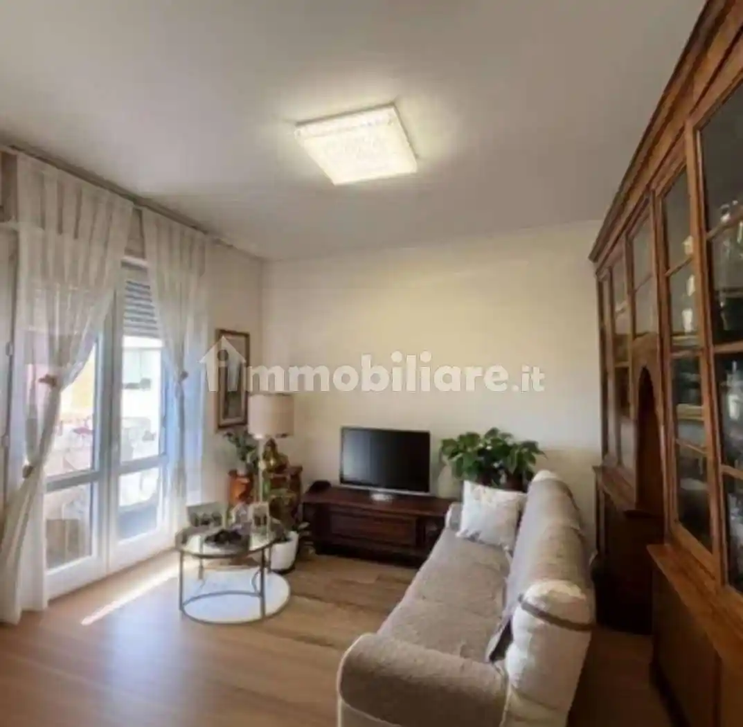 Appartamento in vendita a Piacenza