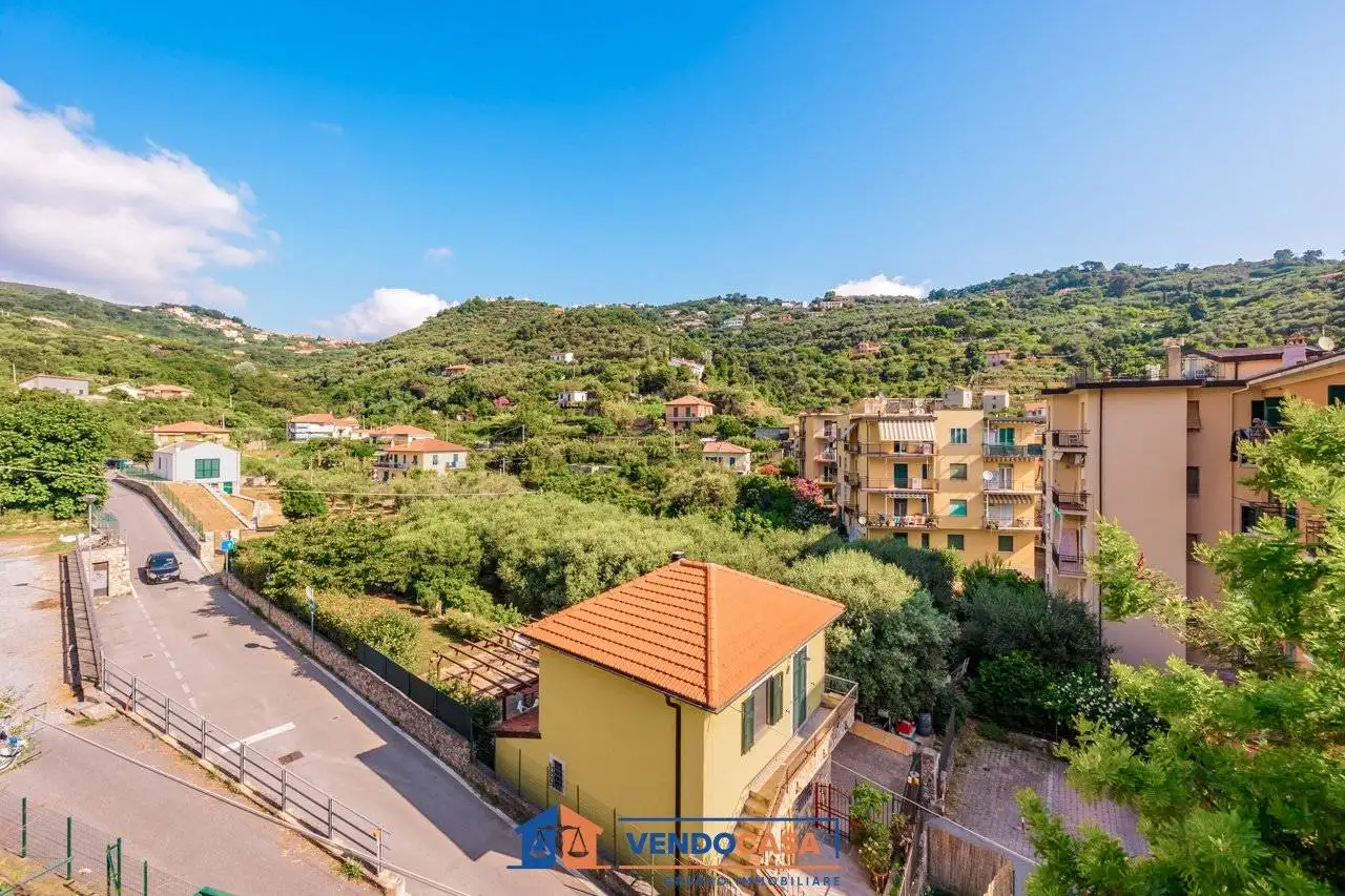 Appartamento in vendita a Noli