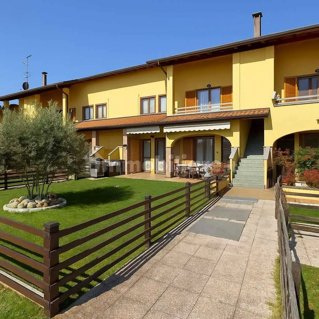 Appartamento in vendita a Vizzola Ticino