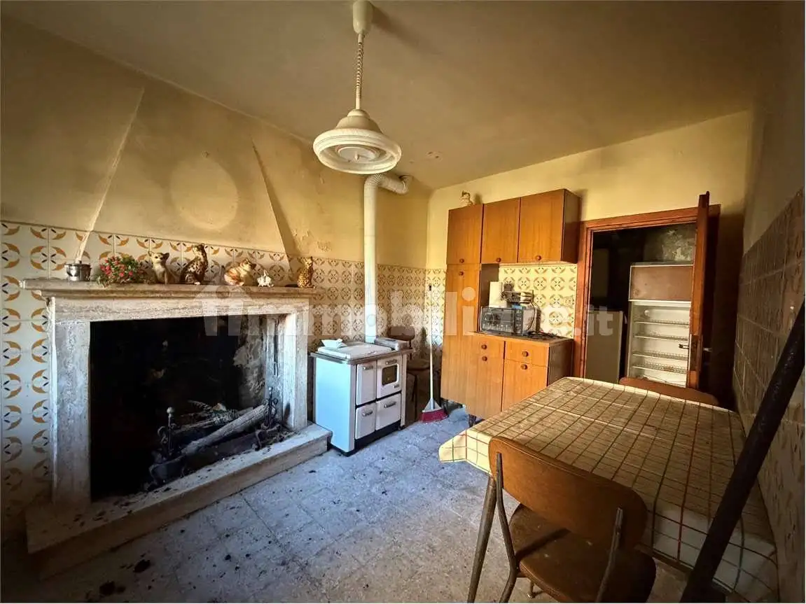 Terratetto unifamiliare via Lupo Lupari, 7, Benabbio, Bagni di Lucca - foto 5