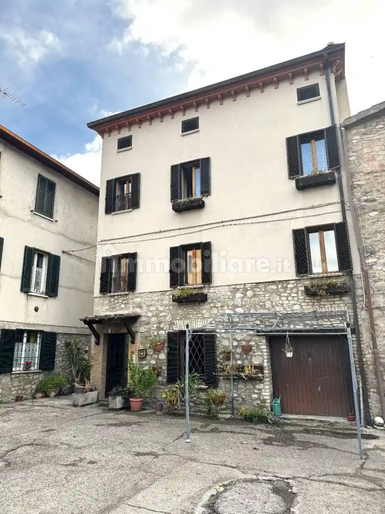 Terratetto unifamiliare via Nuoro 15, Casa del Diavolo, Perugia - foto 4