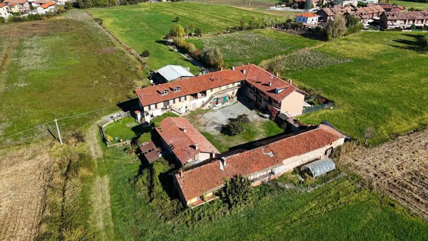 Rustico - Casale in vendita a Saluzzo