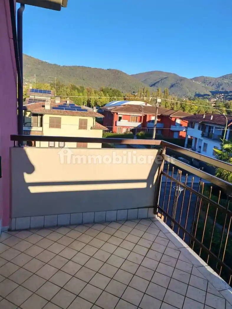 Appartamento via Aldo Moro, Villa di Serio - foto 2