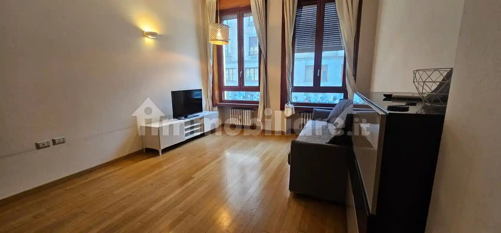 Bilocale via Uberto Visconti di Modrone, San Babila, Milano - foto 2