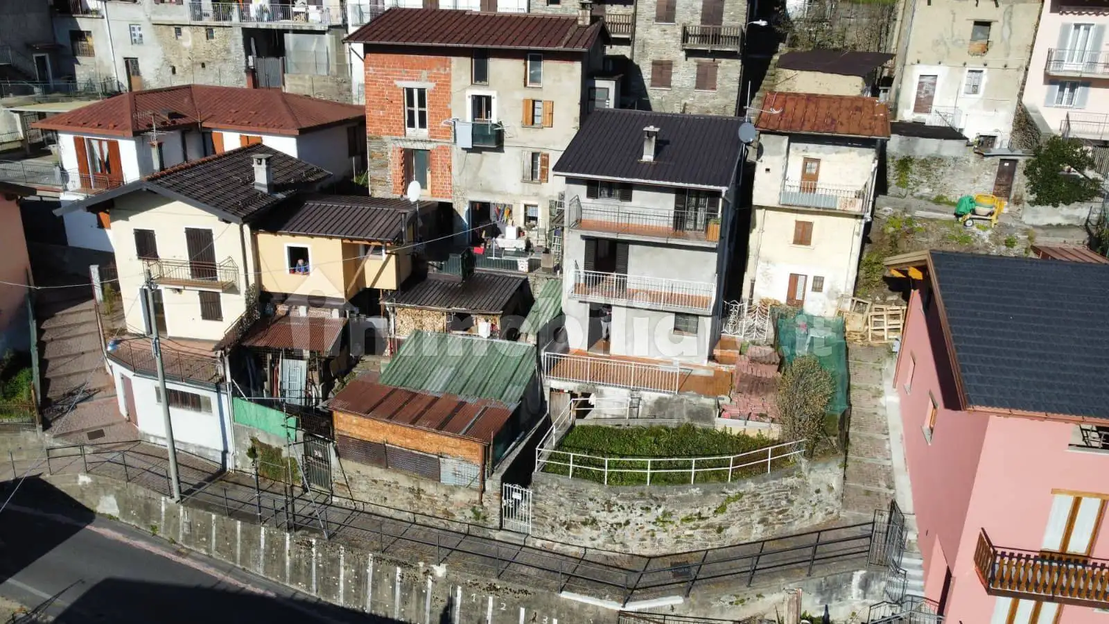 Terratetto unifamiliare via Roma , 10, Centro, Cavargna - foto 2