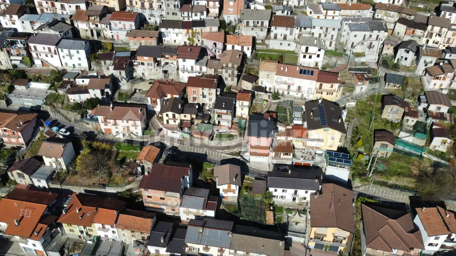 Terratetto unifamiliare via Roma , 10, Centro, Cavargna - foto 4