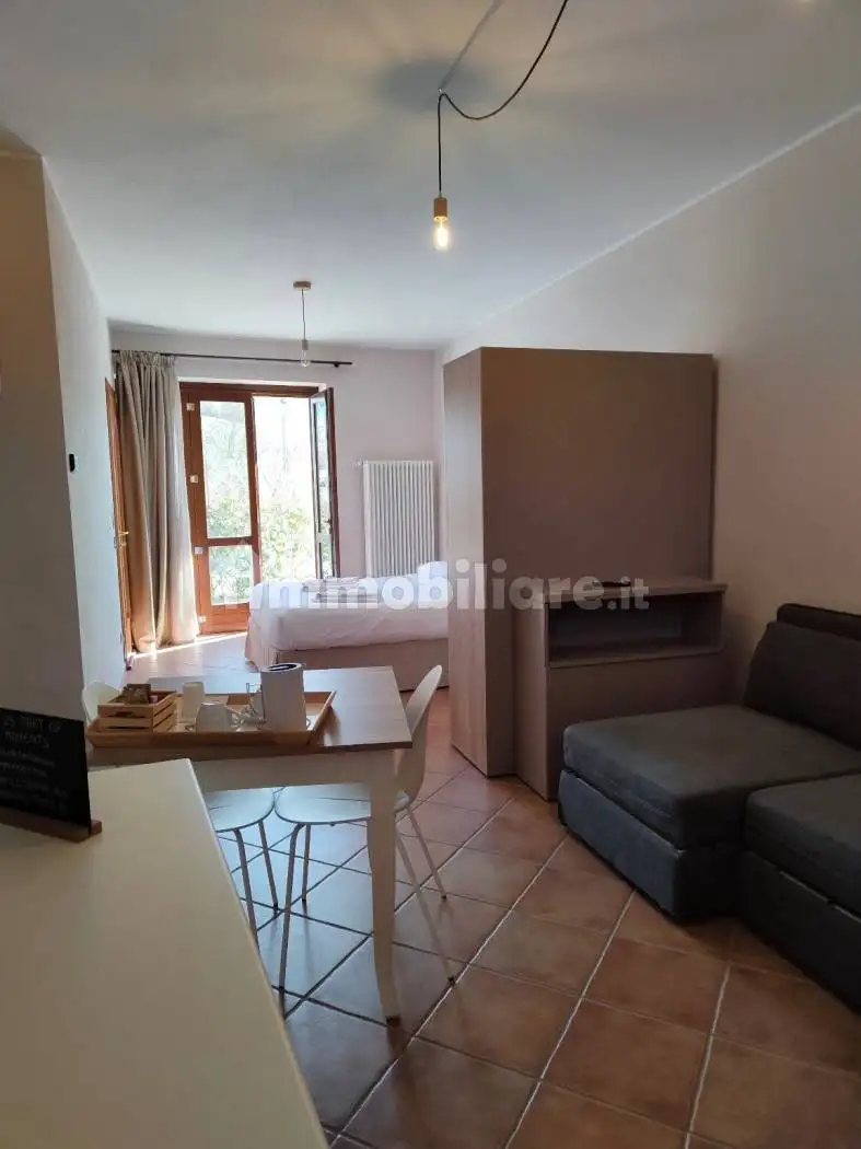 Appartamento in affitto a Alba