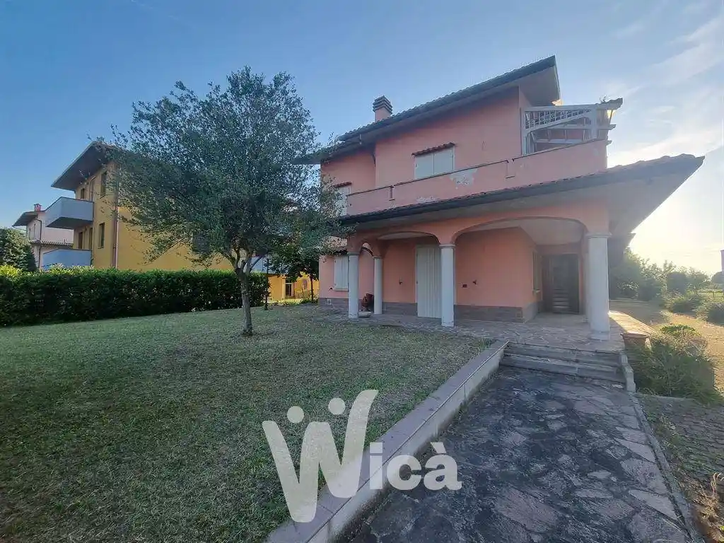 Villa in vendita a Cervia