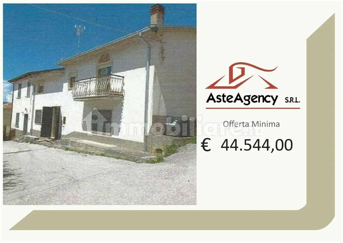Appartamento in asta a Capitignano