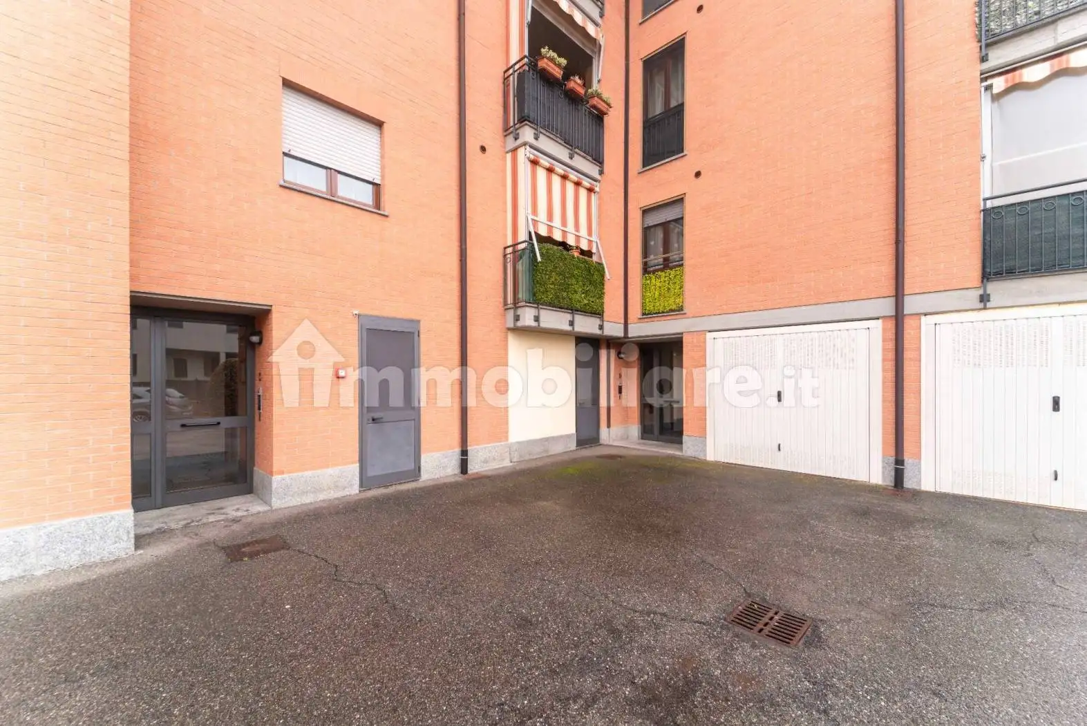 Quadrilocale via Giovanni Mussa 5, Centro, Caselle Torinese - foto 2