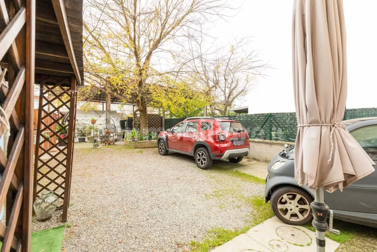 Casa indipendente in vendita a Prato