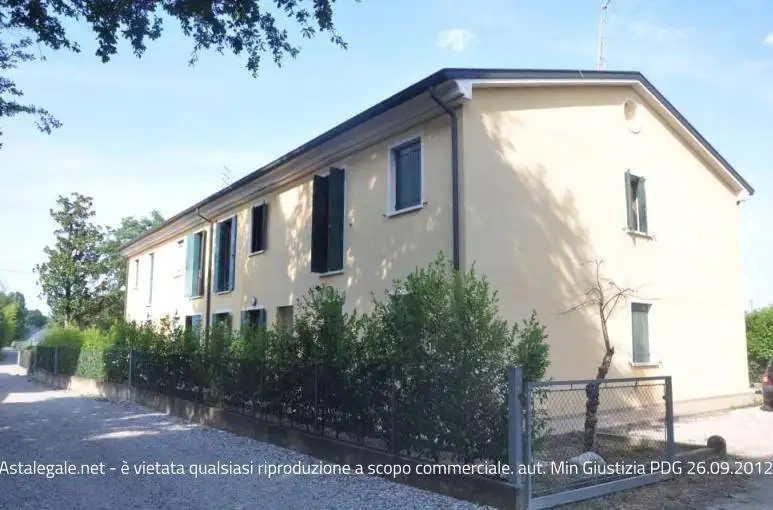 Appartamento in asta a Santa Giustina in Colle