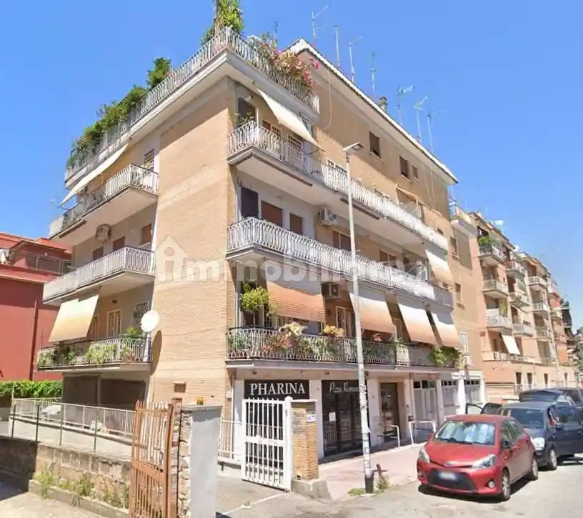 Appartamento in vendita a Roma