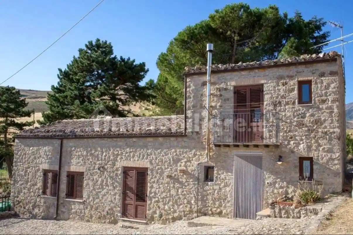 Villa unifamiliare Contrada Dona Legge, Castellana Sicula - foto 2