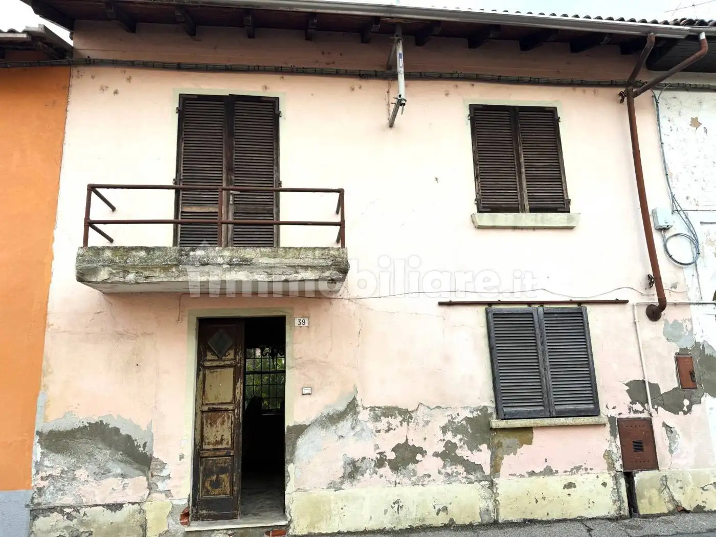 Casa indipendente in vendita a Confienza