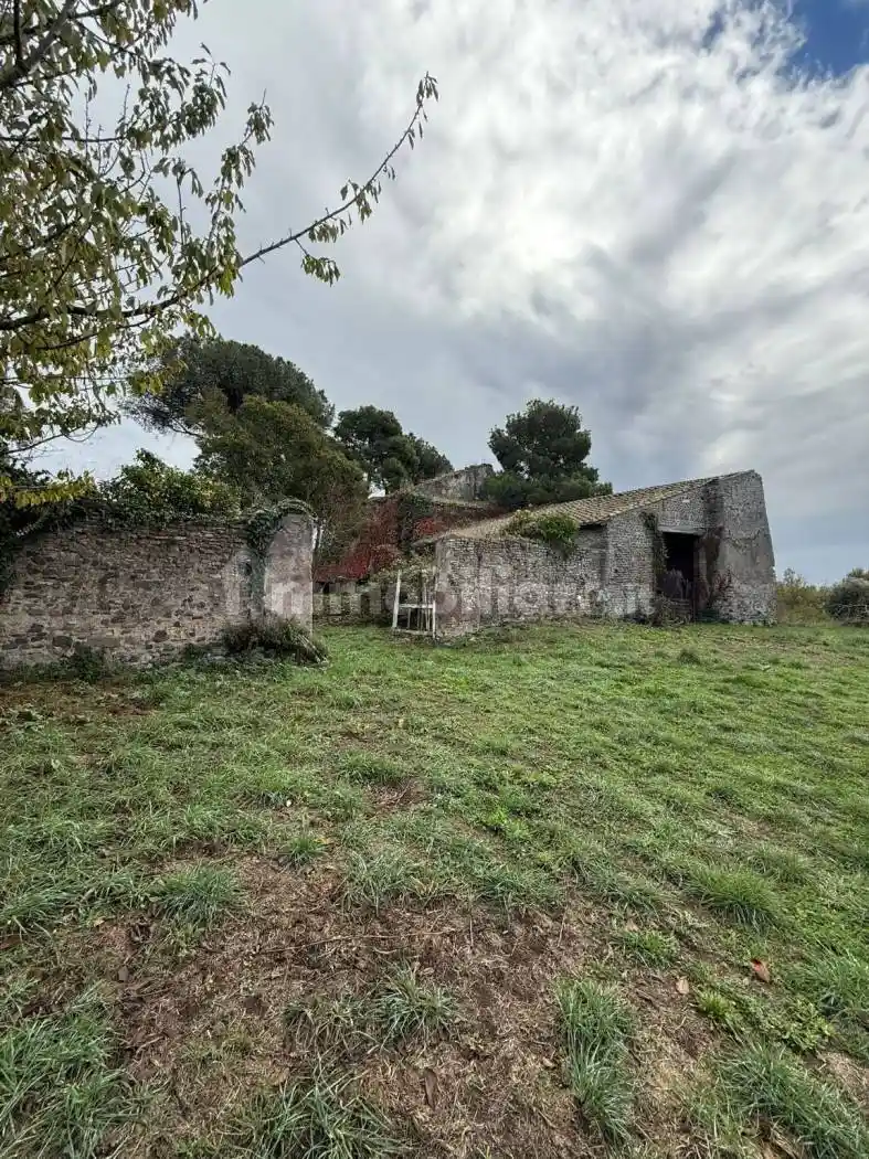 Casale via della Stazione di Pavona, Santa Fumia, Roma - foto 2