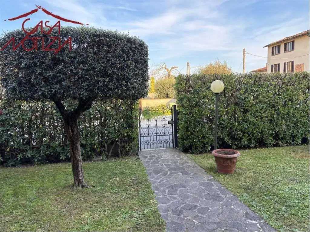 Appartamento in vendita a Lucca