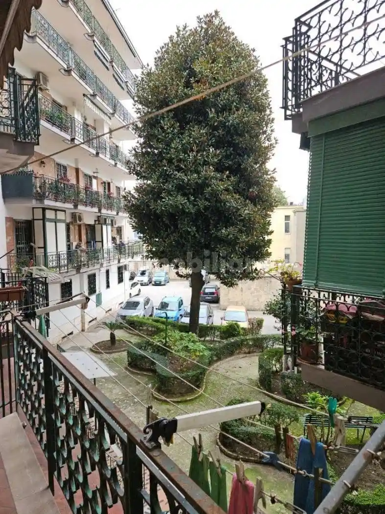 Quadrilocale via Michele Pietravalle, Zona Ospedaliera, Napoli - foto 2