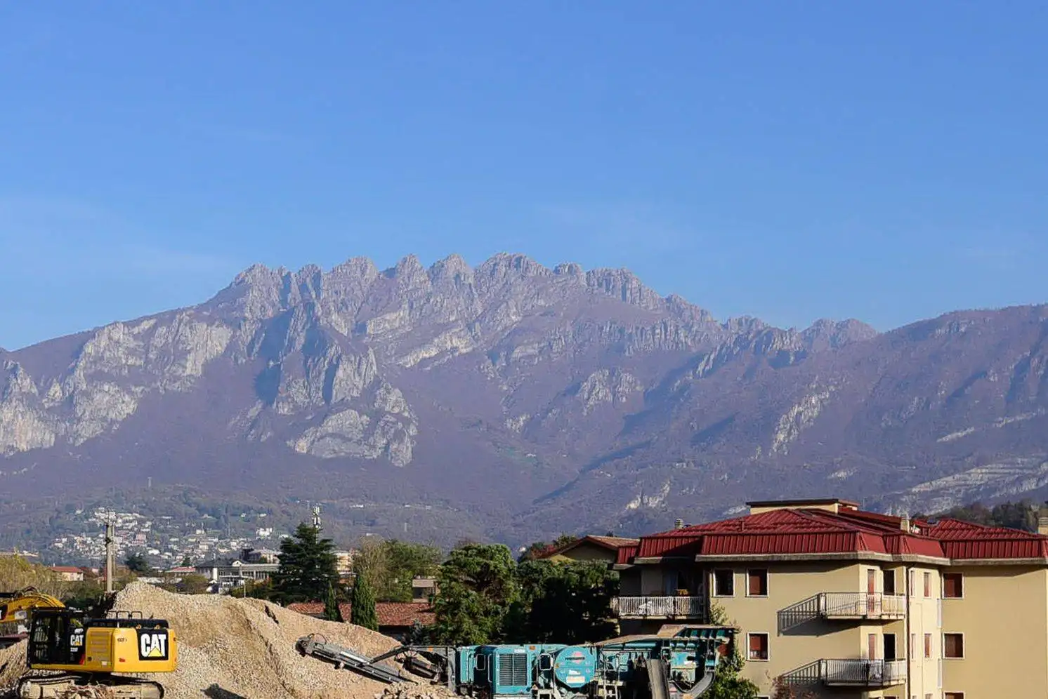 Appartamento in vendita a Valmadrera