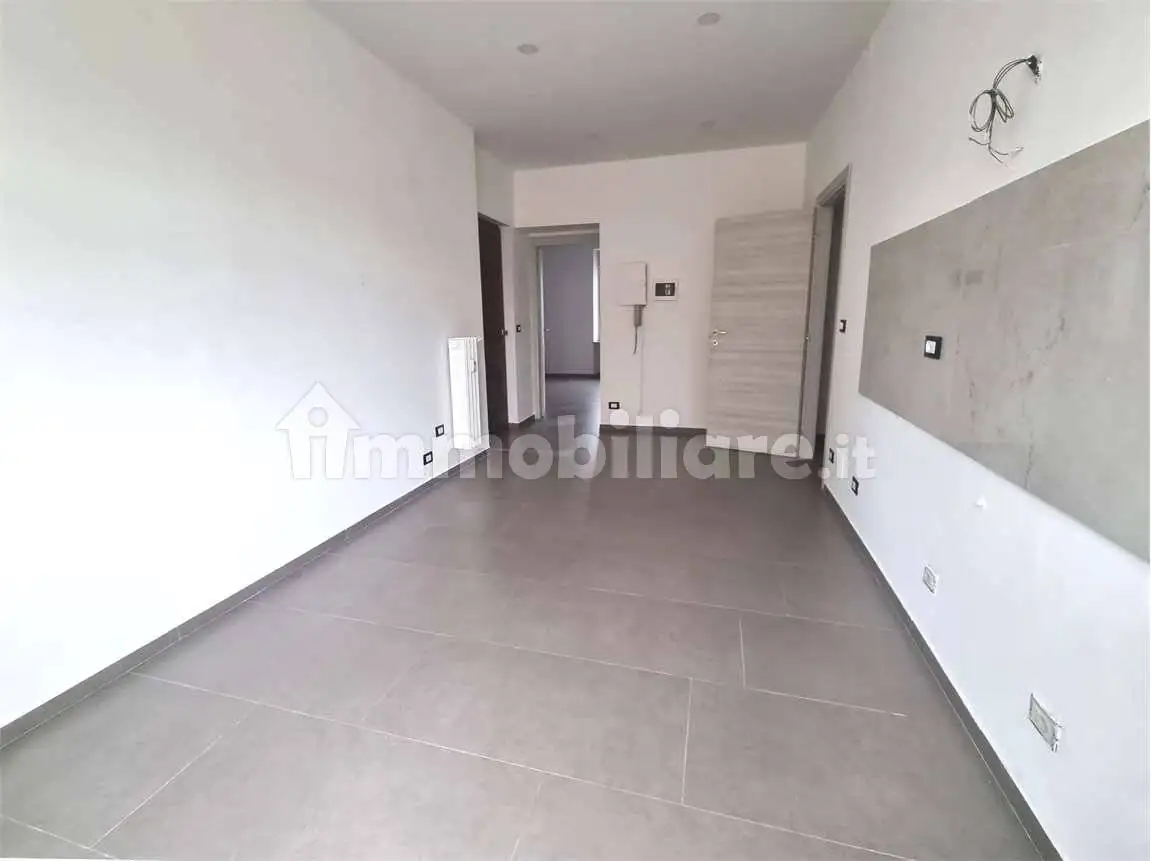 Bilocale via Isonzo, 19, Tabona, Borgo Nuovo, Pinerolo - foto 2