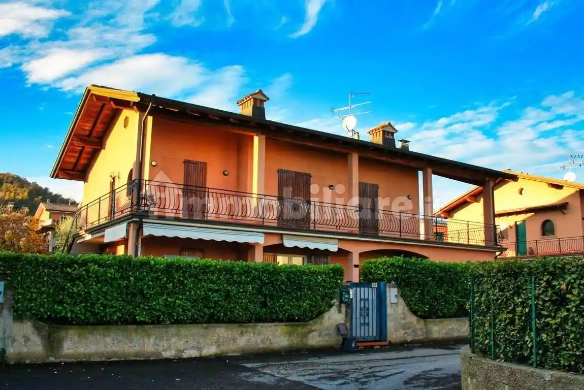 Appartamento in vendita a Padenghe sul Garda