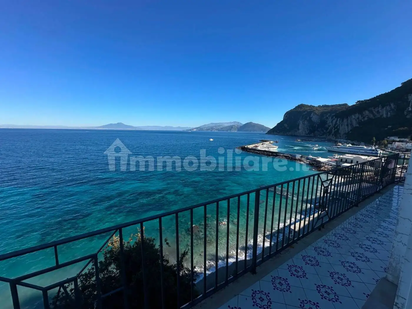 Appartamento in vendita a Capri