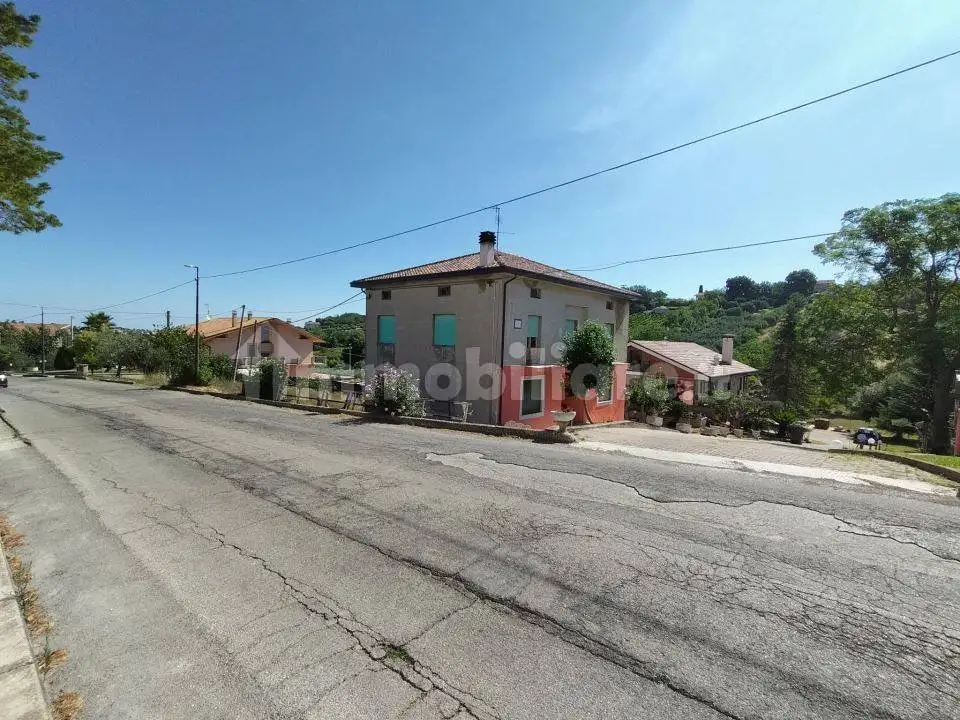 Villa in vendita a Castel Frentano