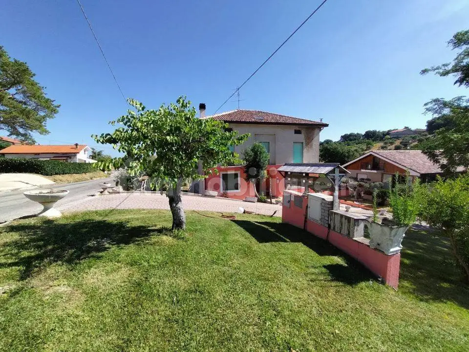 Villa unifamiliare via Ciommi 14, Colle Cerase, Castel Frentano - foto 2