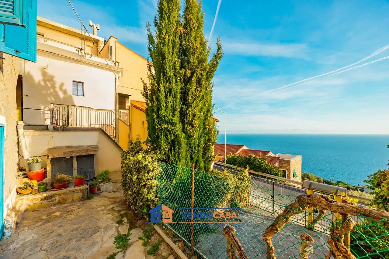 Bilocale salita Doria 6, Centro, Cipressa - foto 3