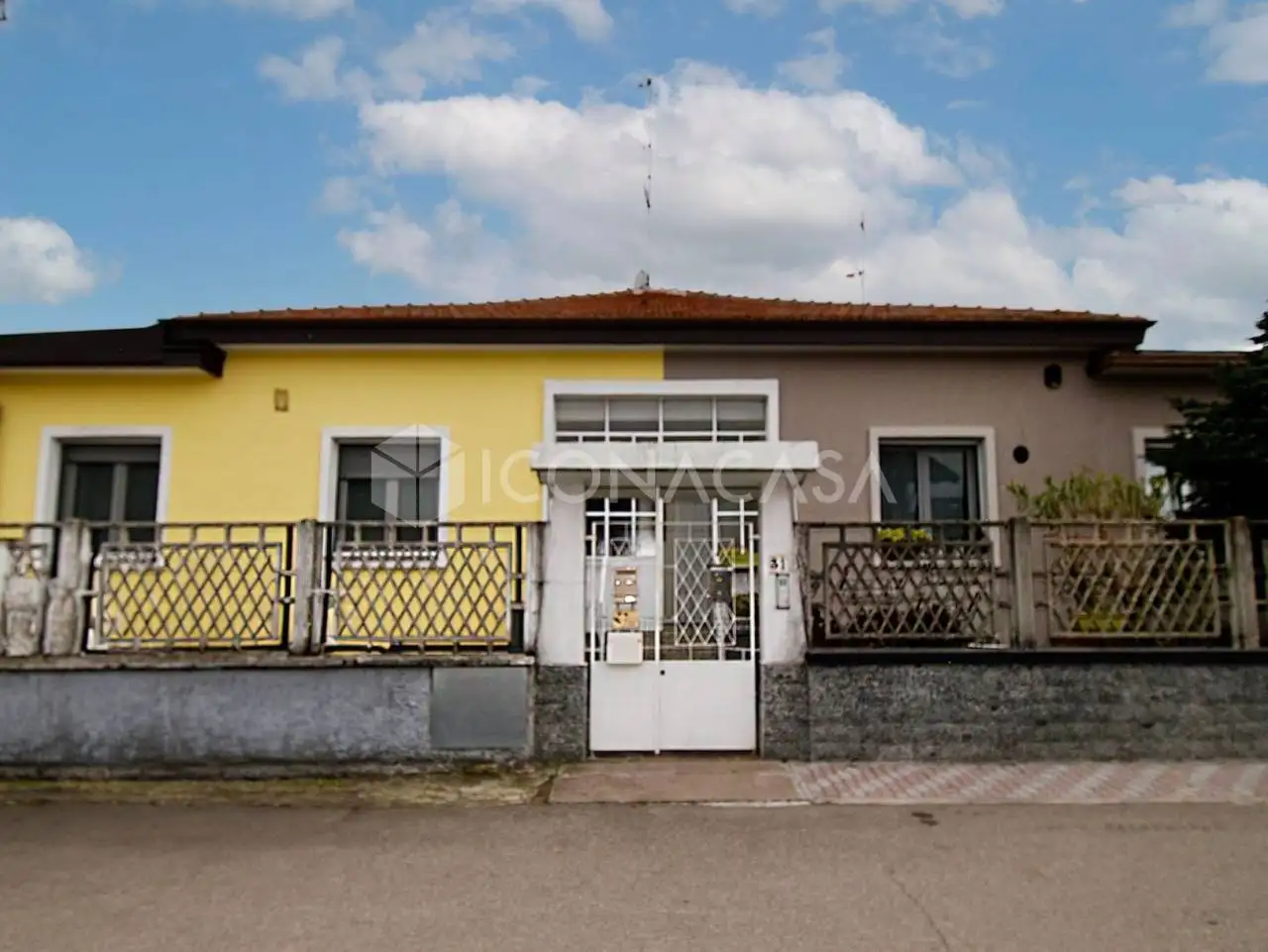 Villa in vendita a Canegrate