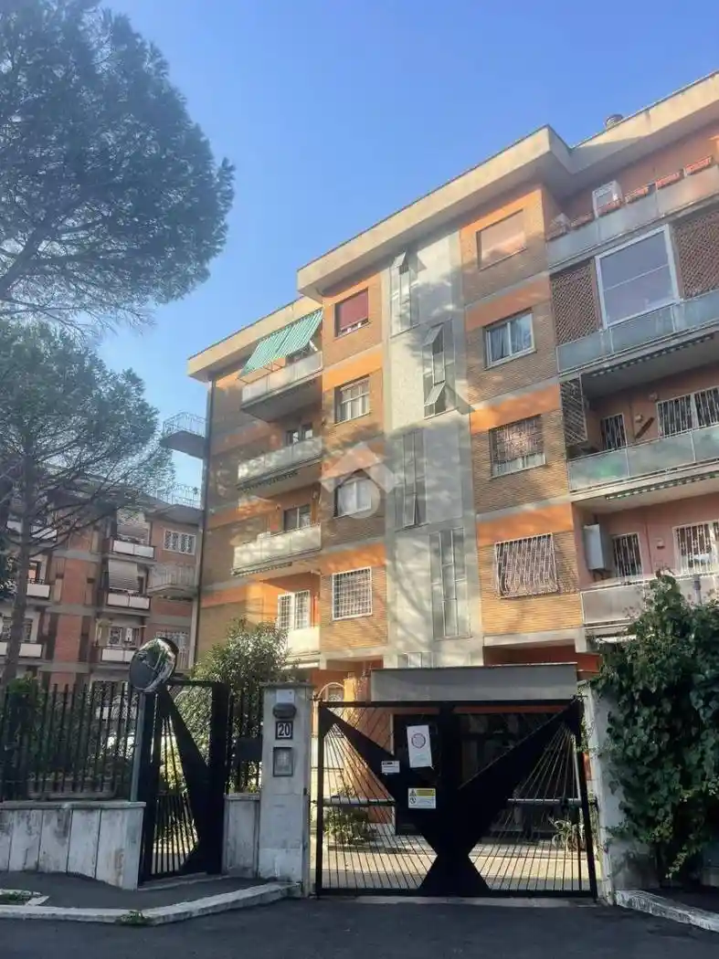 Trilocale via Luigi Lilio 20, Tintoretto, Roma - foto 2