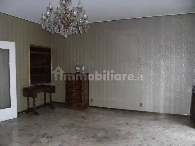 Trilocale via Arzaga 13, Bande Nere, Milano - foto 2