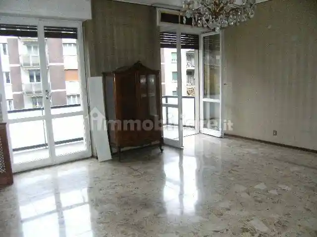 Trilocale via Arzaga 13, Bande Nere, Milano - foto 3