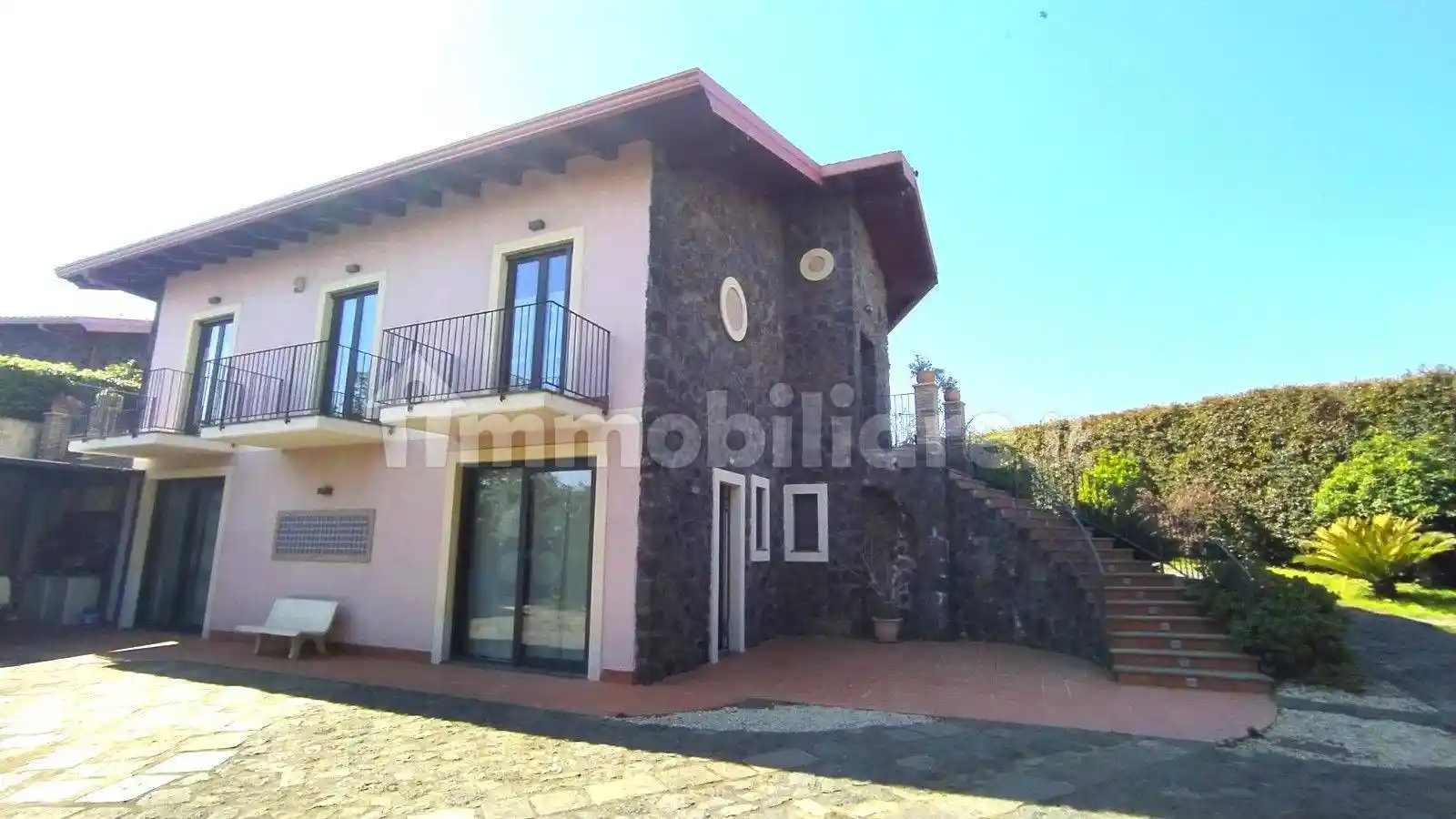 Villa in vendita a Aci Sant'Antonio