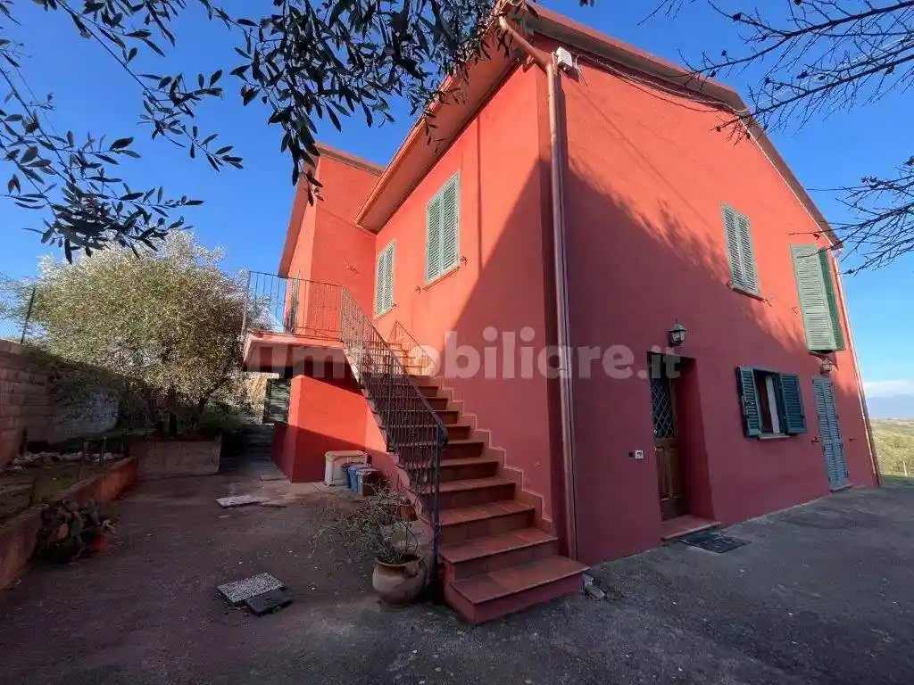 Villa bifamiliare Località Poggio del Sole-Vaiano, Vaiano, Castiglione del Lago - foto 2