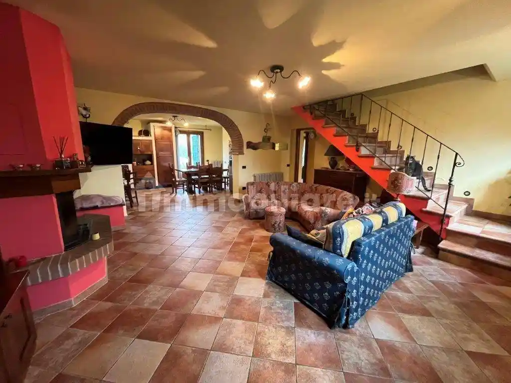 Villa bifamiliare Località Poggio del Sole-Vaiano, Vaiano, Castiglione del Lago - foto 4