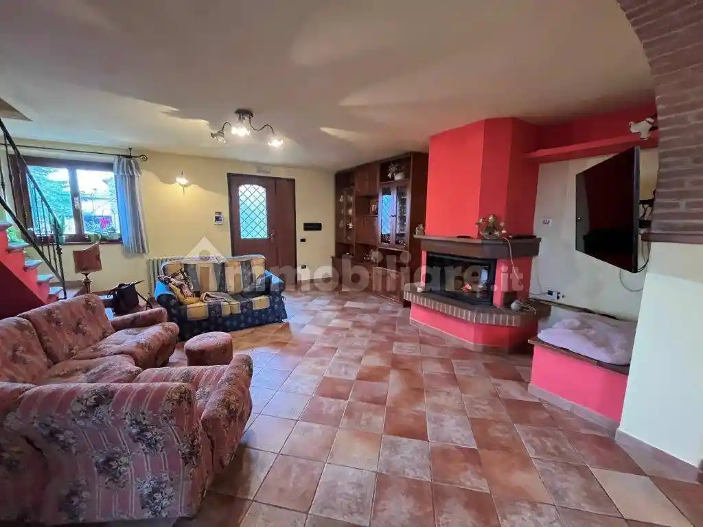 Villa bifamiliare Località Poggio del Sole-Vaiano, Vaiano, Castiglione del Lago - foto 5