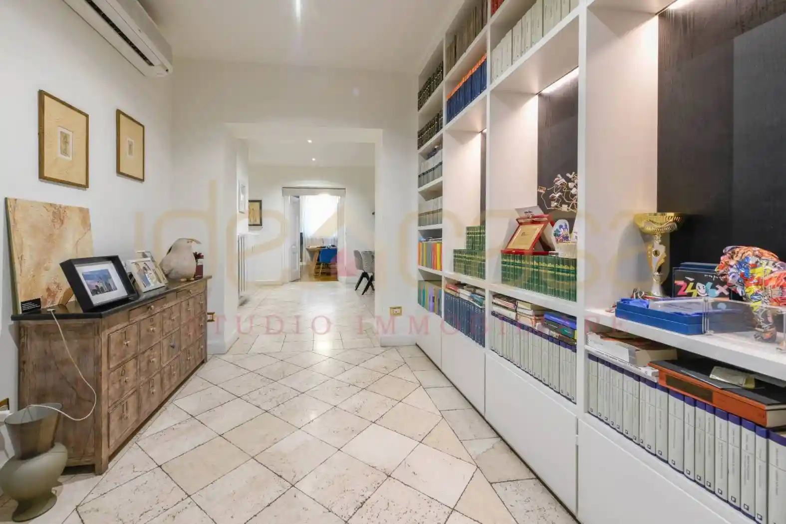 Appartamento Contrada delle Bassiche 43, Loggia - Garibaldi, Brescia - foto 3