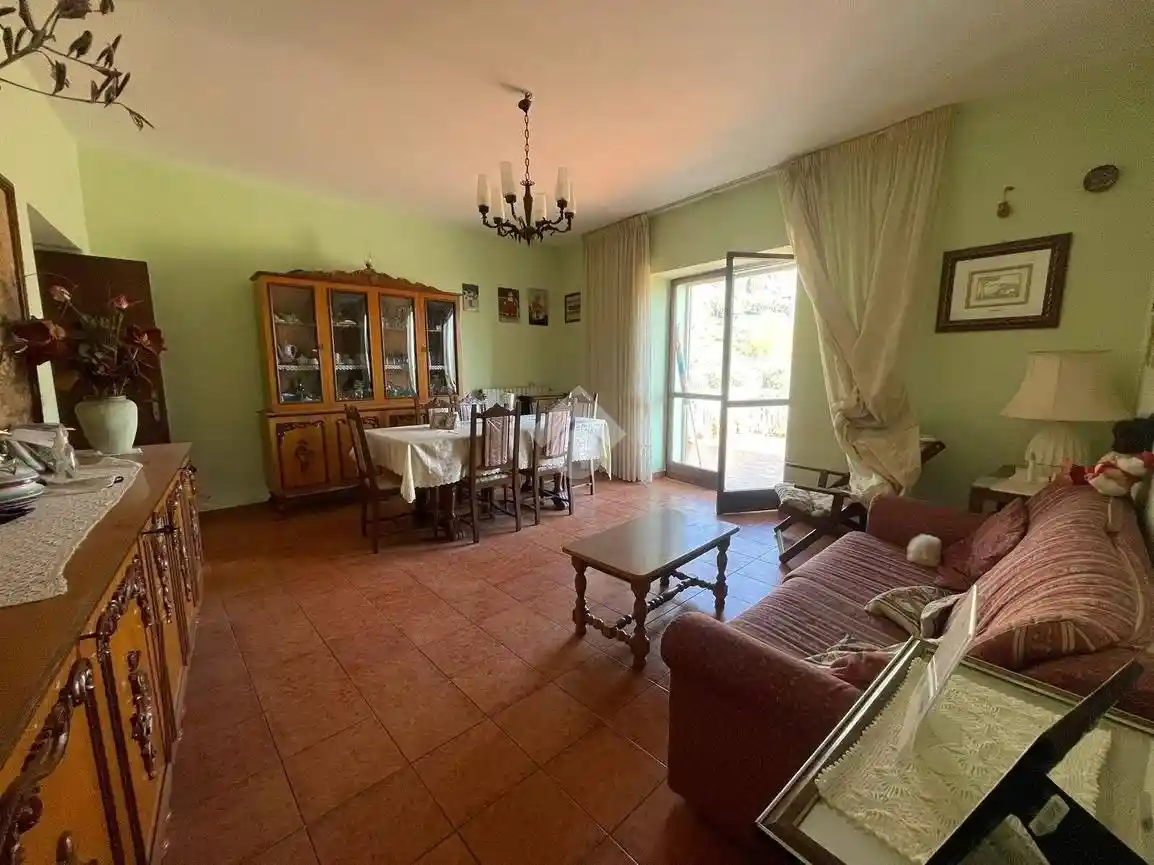 Terratetto unifamiliare via Cairoli, Centro, Villa Santa Lucia - foto 5