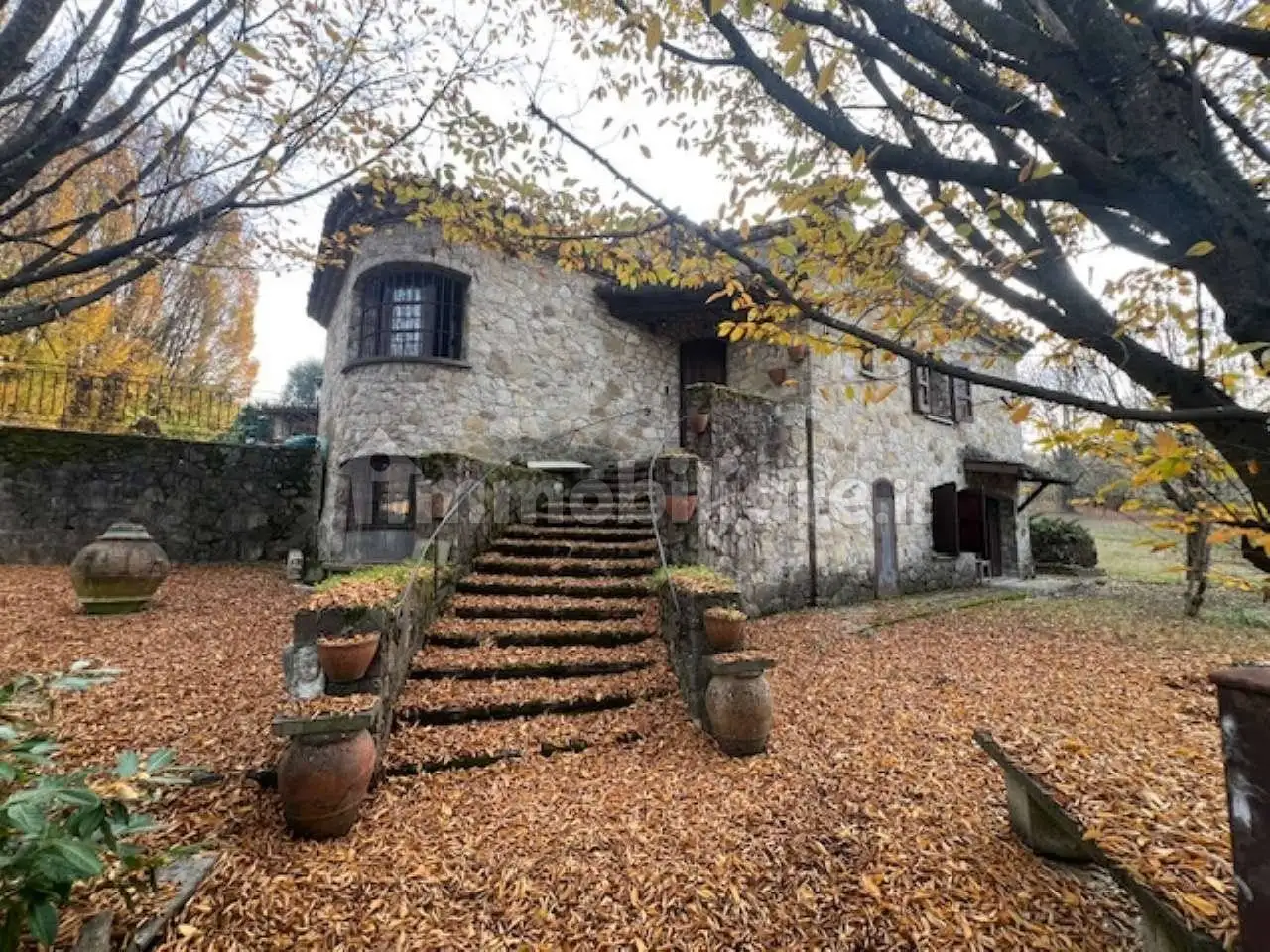 Villa in vendita a Pianello Val Tidone
