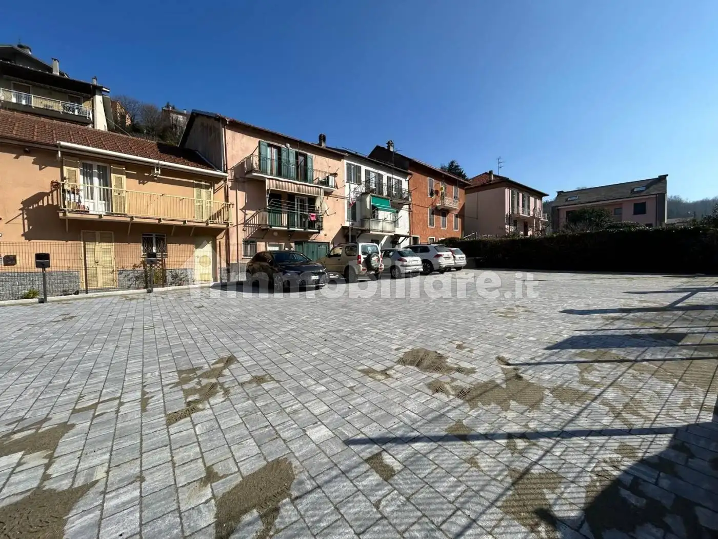 Appartamento in vendita a Altare