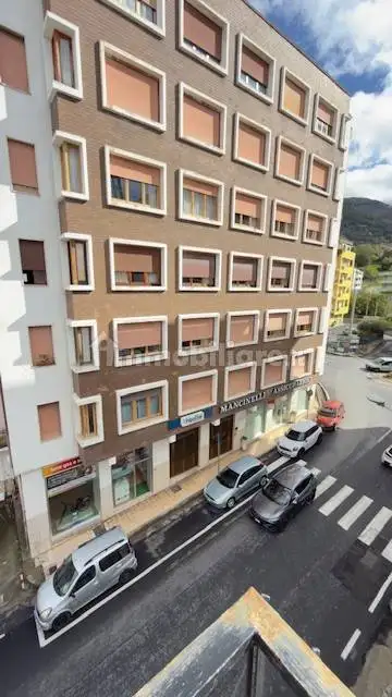 Appartamento in vendita a Paola