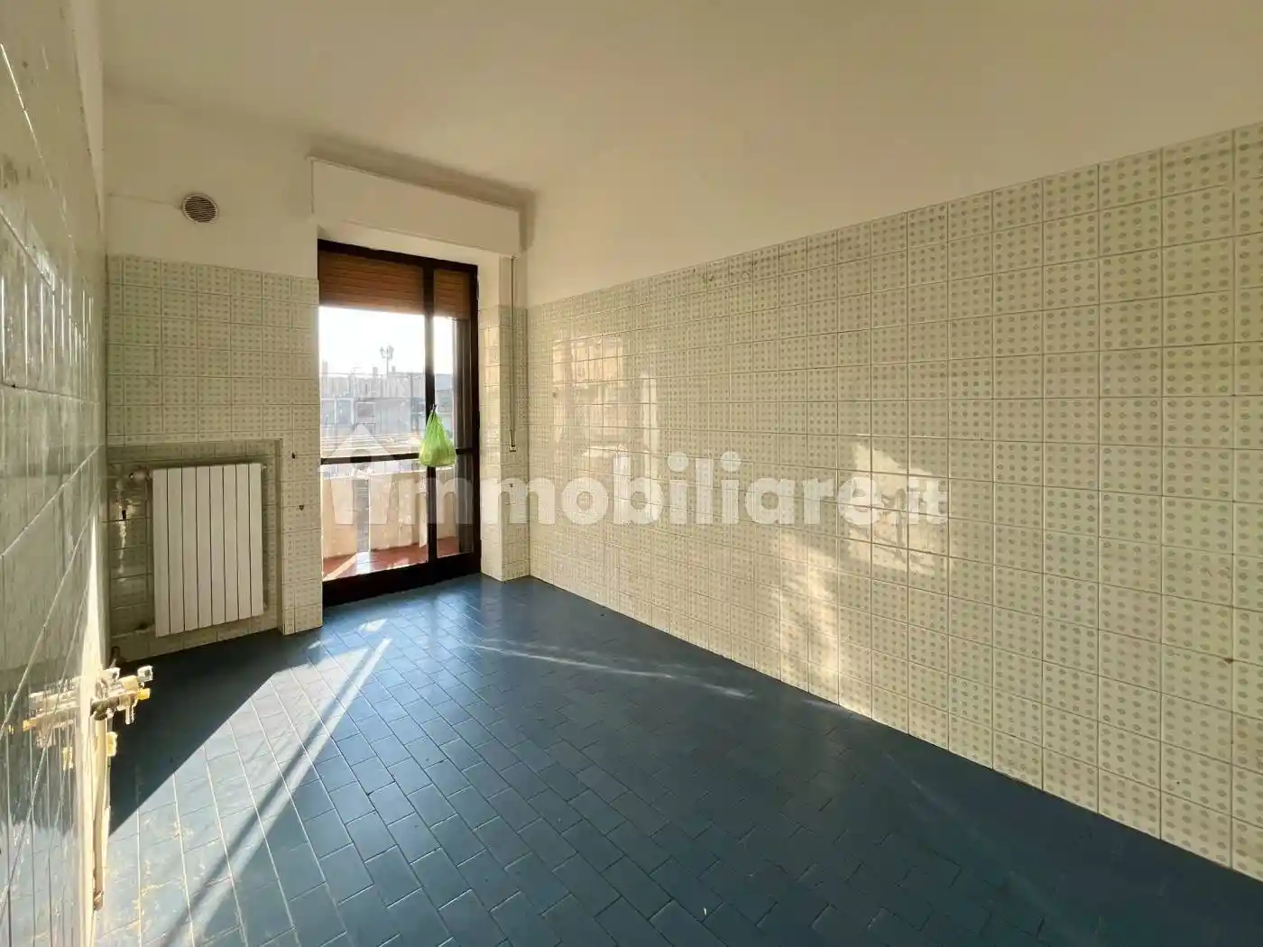 Trilocale via Gaetano Devitofrancesco 2P, Carrassi, Bari - foto 5