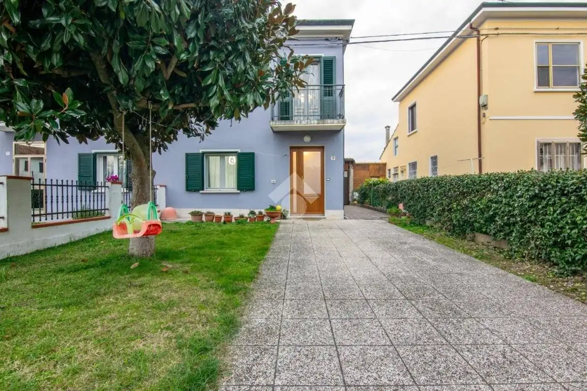 Villa in vendita a Ferrara